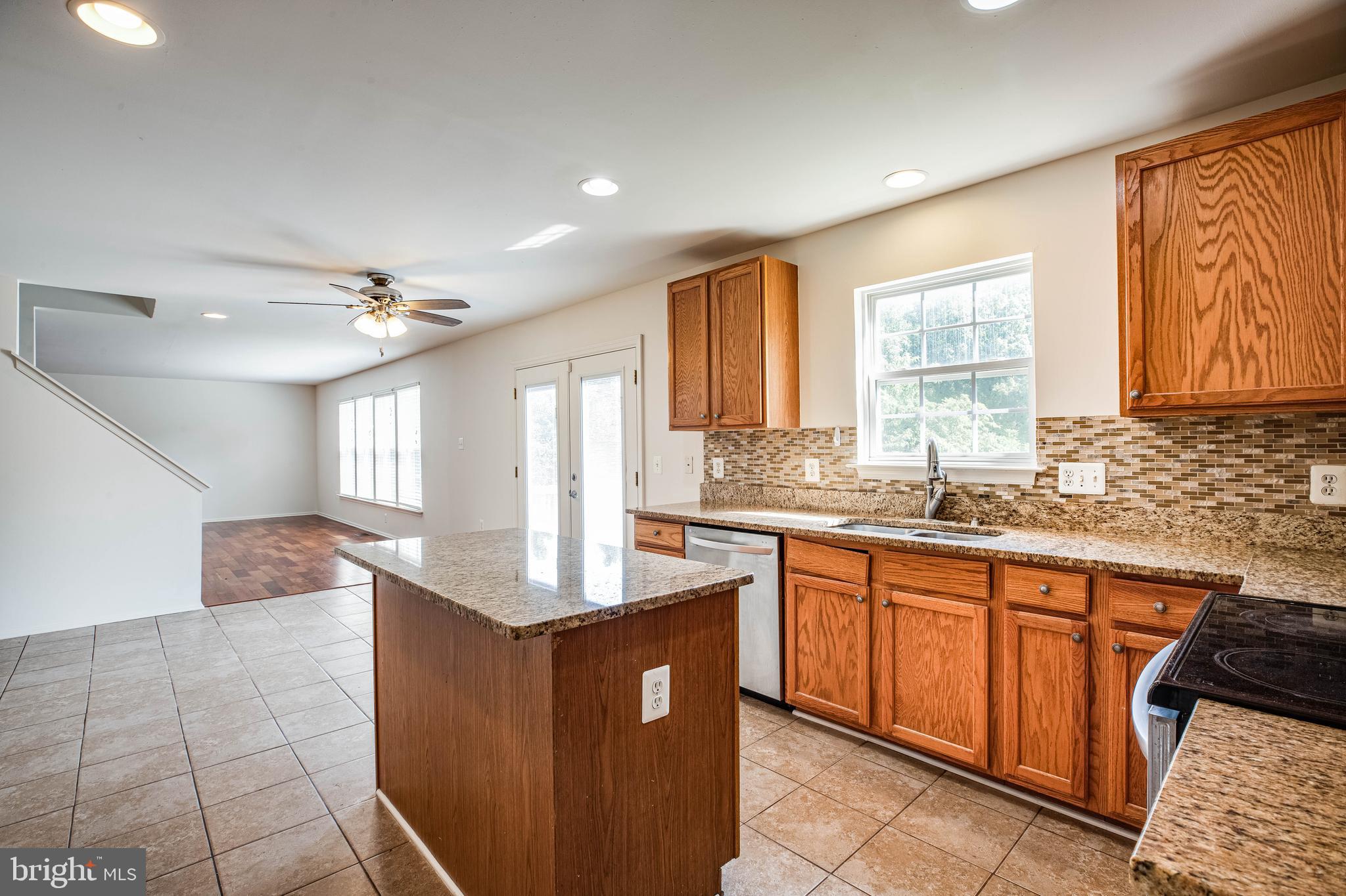 42 Ripley Road Stafford, VA 22556 - Photo 22 of 56 Kitchen