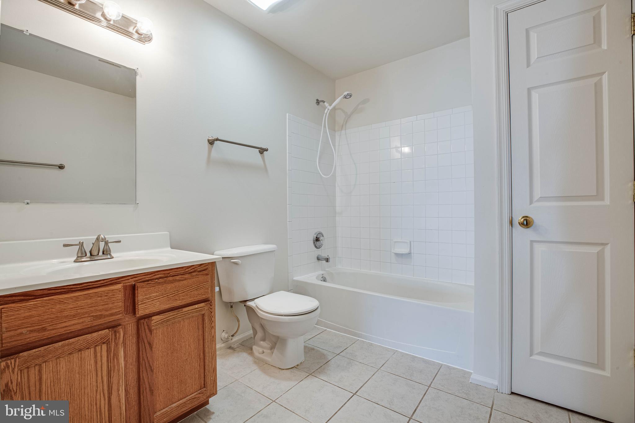 42 Ripley Road Stafford, VA 22556 - Photo 30 of 56 Upstairs Full Bathroom