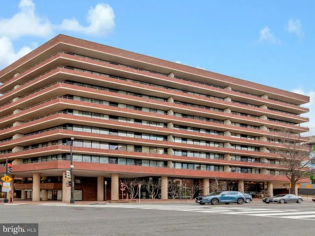 $599,500 | 2555 Pennsylvania Avenue Northwest, Unit 407, Washington, DC 20037