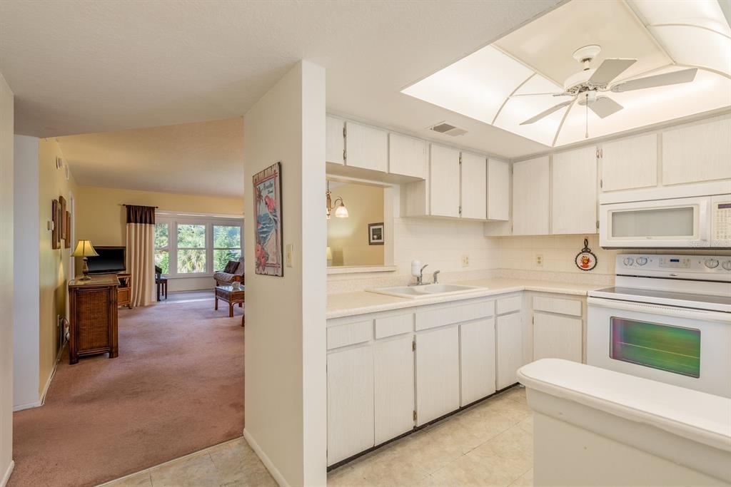 936 Virginia Street, Unit 208 Dunedin, FL 34698 - Photo 4 of 26