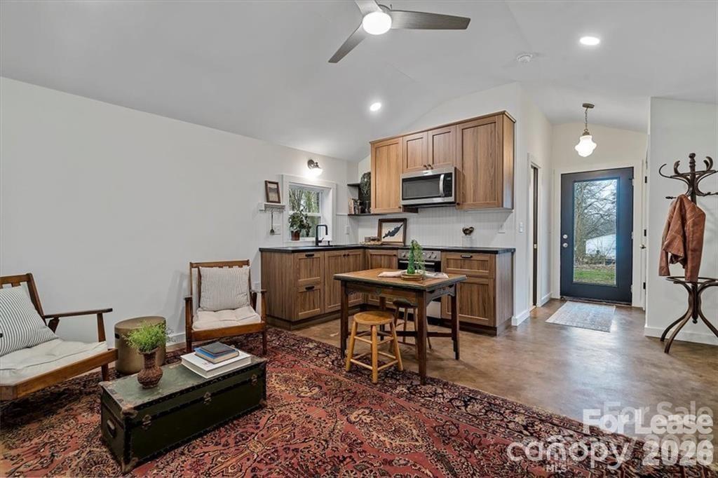 401 Faulkner Street Clover, SC 29710 - Photo 13 of 14