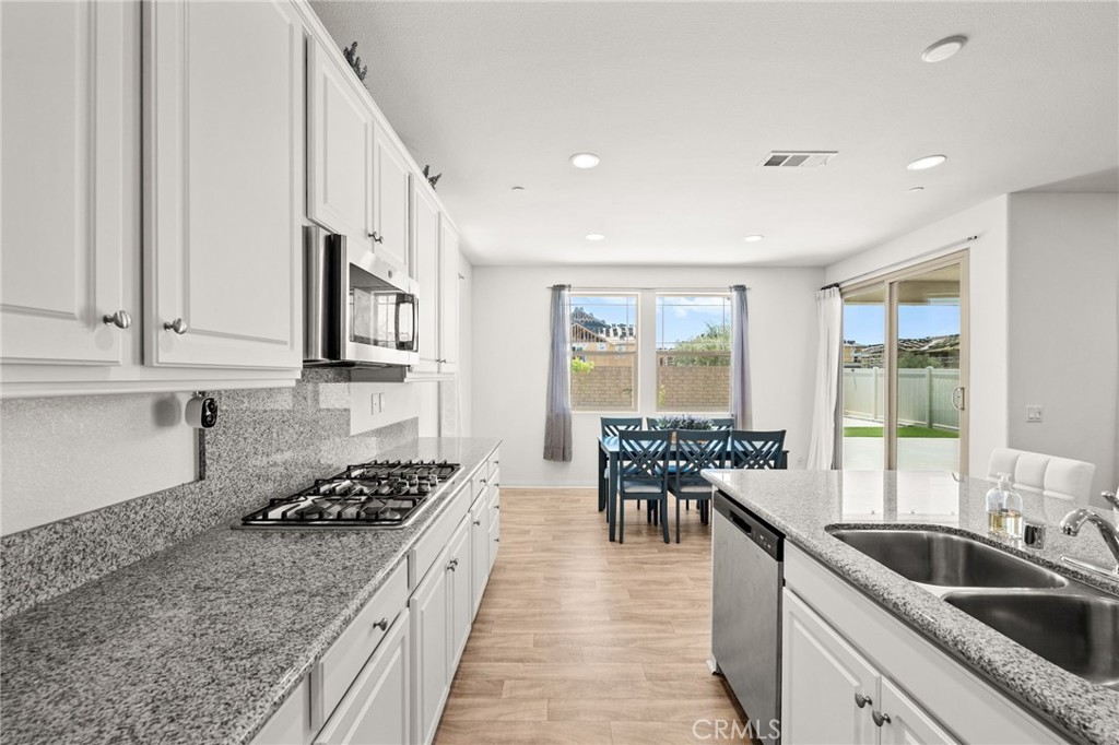 32171 Dymondia Way Temecula, CA 92591 - Photo 18 of 74