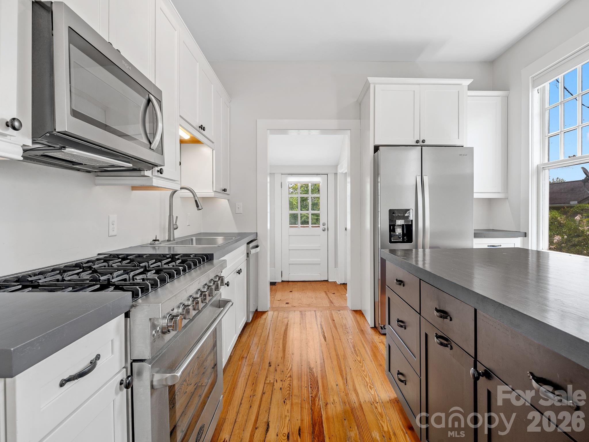 143 Broadway Tryon, NC 28782 - Photo 13 of 35