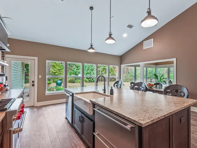 $597,000 | 1800 Drive Martin Luther King Junior Memorial Road, Crawfordville, FL 32327