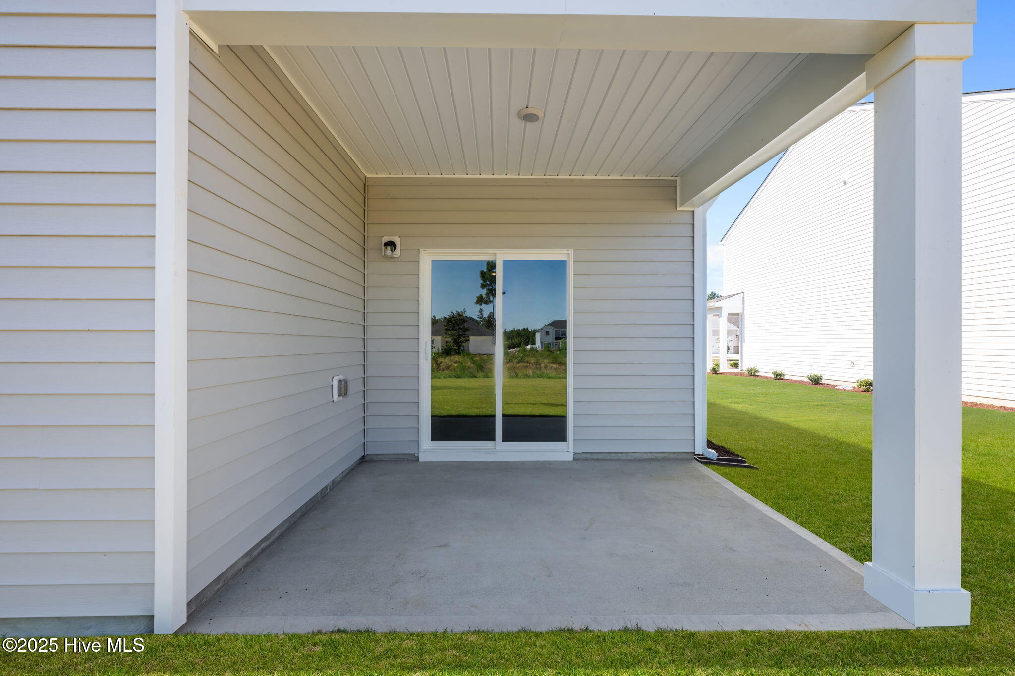 2021 Minnette Circle New Bern, NC 28562 - Photo 29 of 33 10-web-or-mls-DSC_3456_1