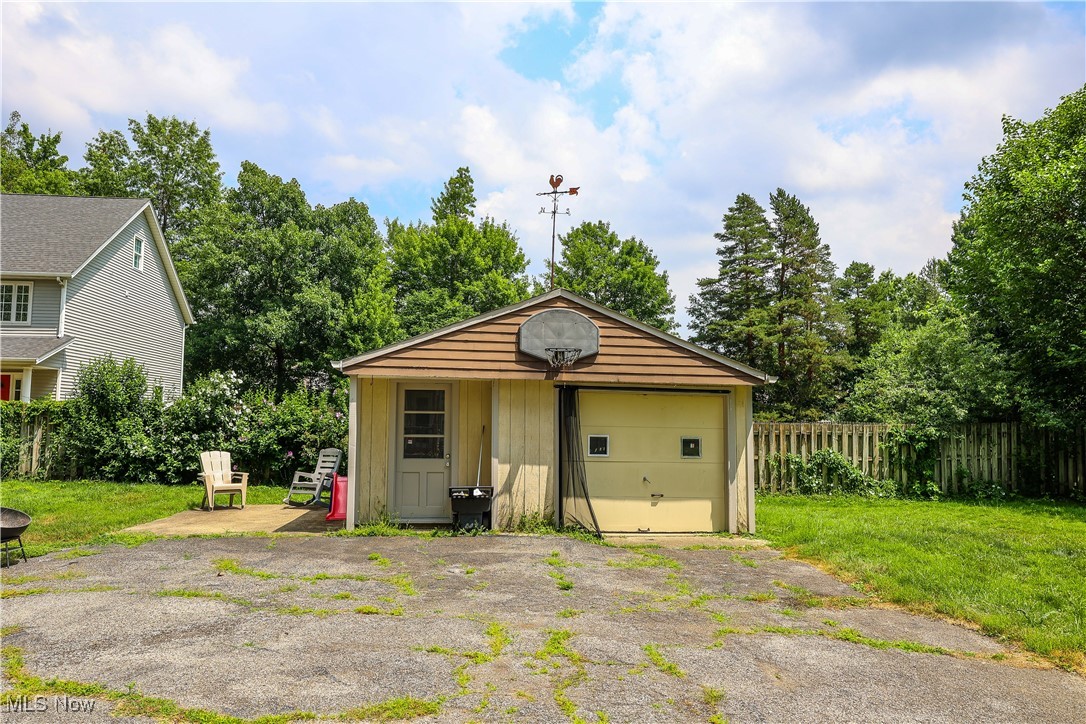 6799 Fry Road Cleveland, OH 44130 - Photo 32 of 35