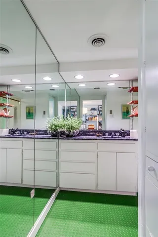 a view of outdoor space