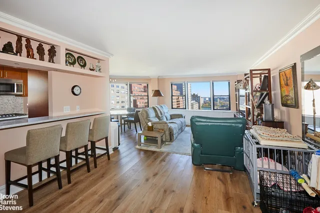 $2,200,000 | 460 East 79th Street, Unit 16A | Upper East Side