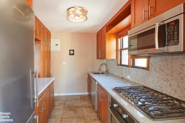 $2,200,000 | 460 East 79th Street, Unit 16A | Upper East Side