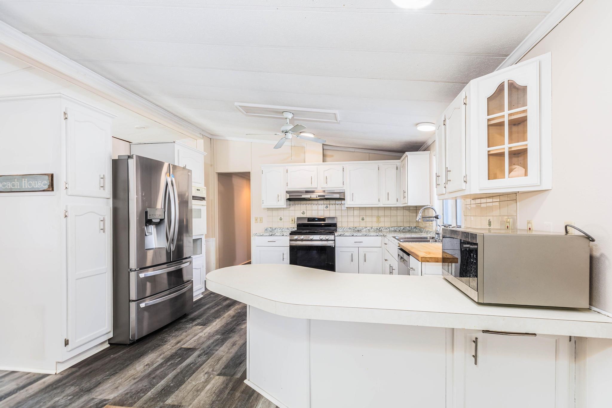 20 Sandpiper Path North Hampton, NH 03862 - Photo 4 of 46