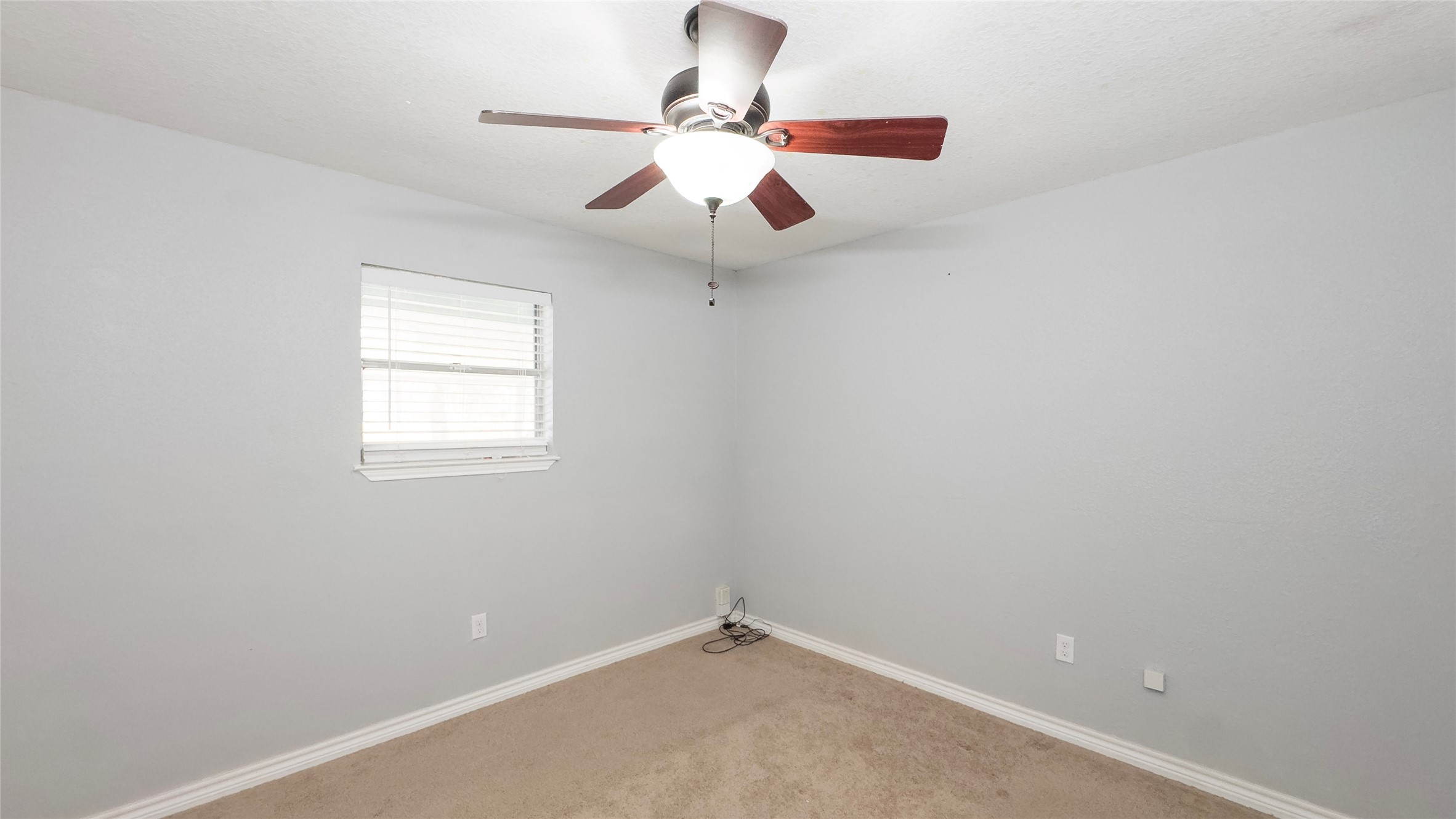 407 Tamarind Street Lake Jackson, TX 77566 - Photo 25 of 36