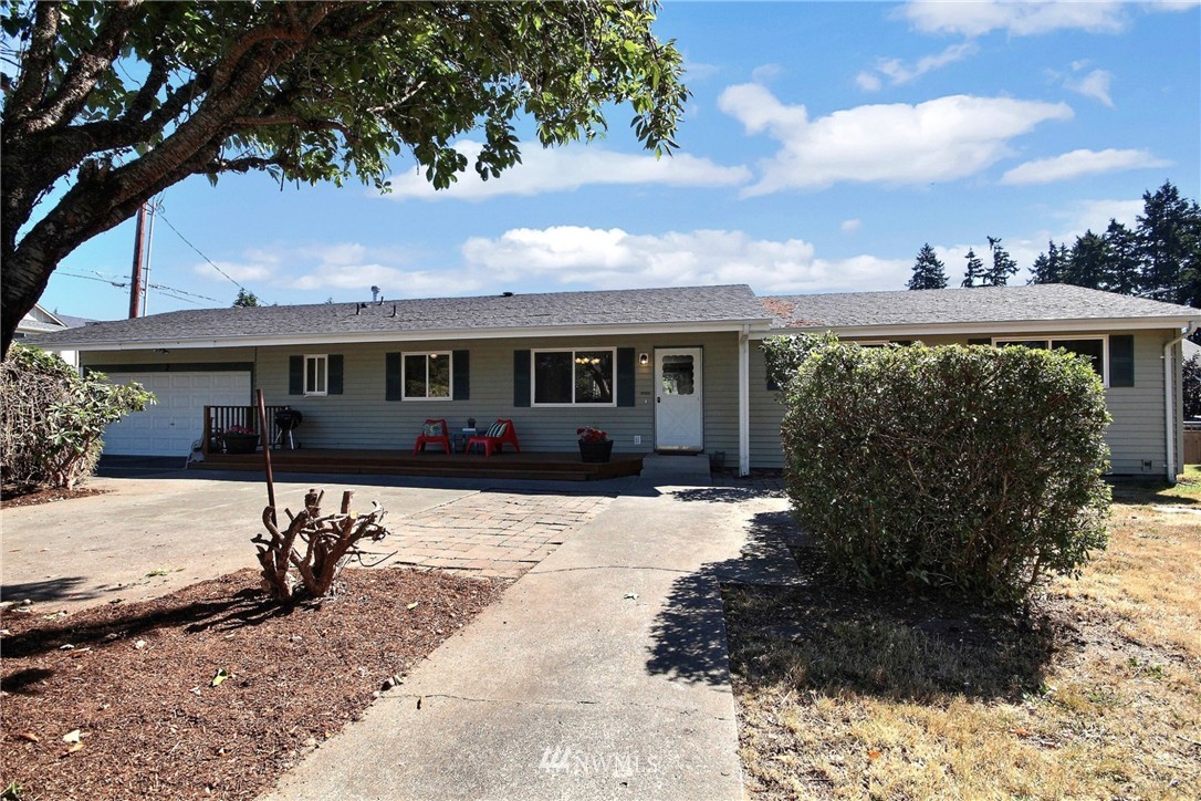 3709 Northeast 19th Street Renton, WA 98056 - Photo 1 of 22