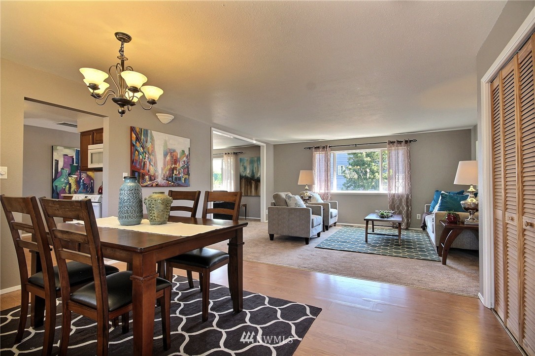 3709 Northeast 19th Street Renton, WA 98056 - Photo 3 of 22