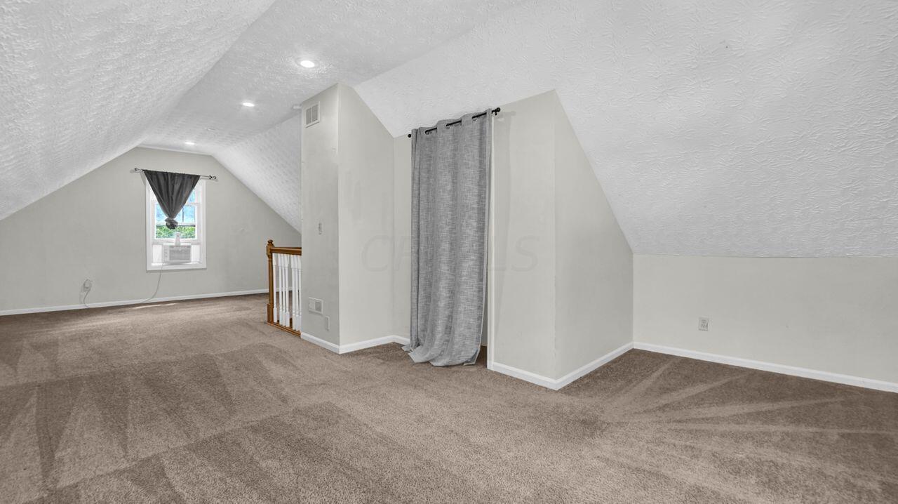 513 Elaine Road Columbus, OH 43213 - Photo 18 of 27 2nd floor bedroom or bonus room