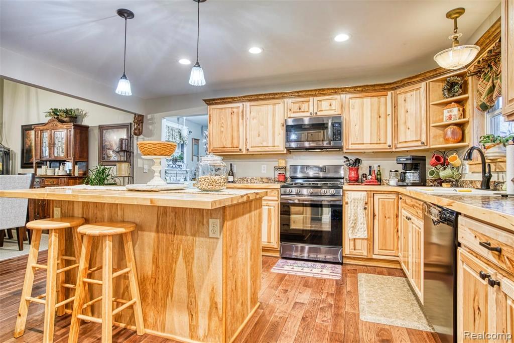 4033 Hogback Road Fowlerville, MI 48836 - Photo 12 of 38