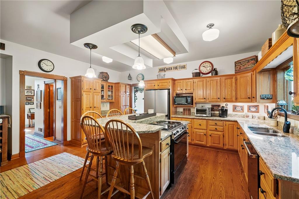 959 Bentleyville Road Charleroi, PA 15022 - Photo 12 of 48 GOURMET KITCHEN with GRANITE COUNTERTOPS.