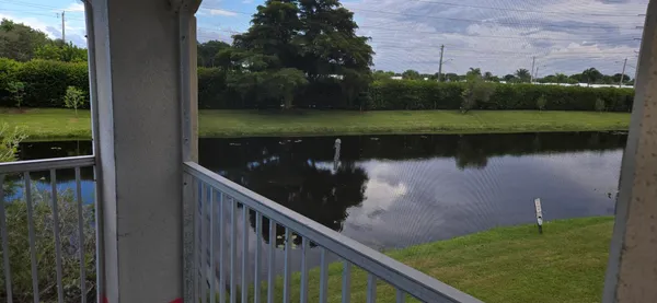 $2,100 | 815 West Boynton Beach Boulevard, Unit 5206, Boynton Beach, FL 33426