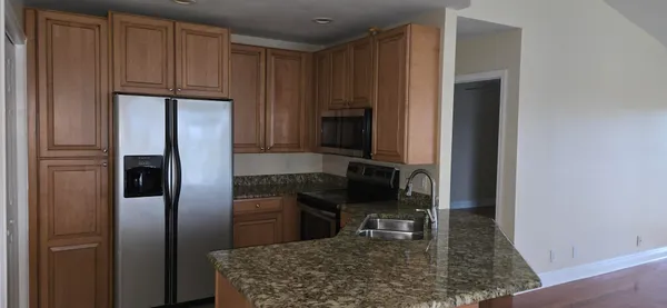 $2,100 | 815 West Boynton Beach Boulevard, Unit 5206, Boynton Beach, FL 33426
