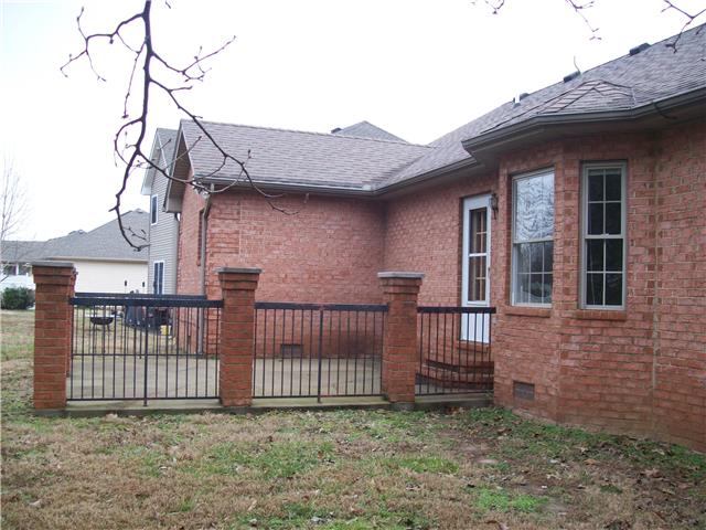 136 Foxrun Springfield, TN 37172 - Photo 7 of 7 BACK PATIO