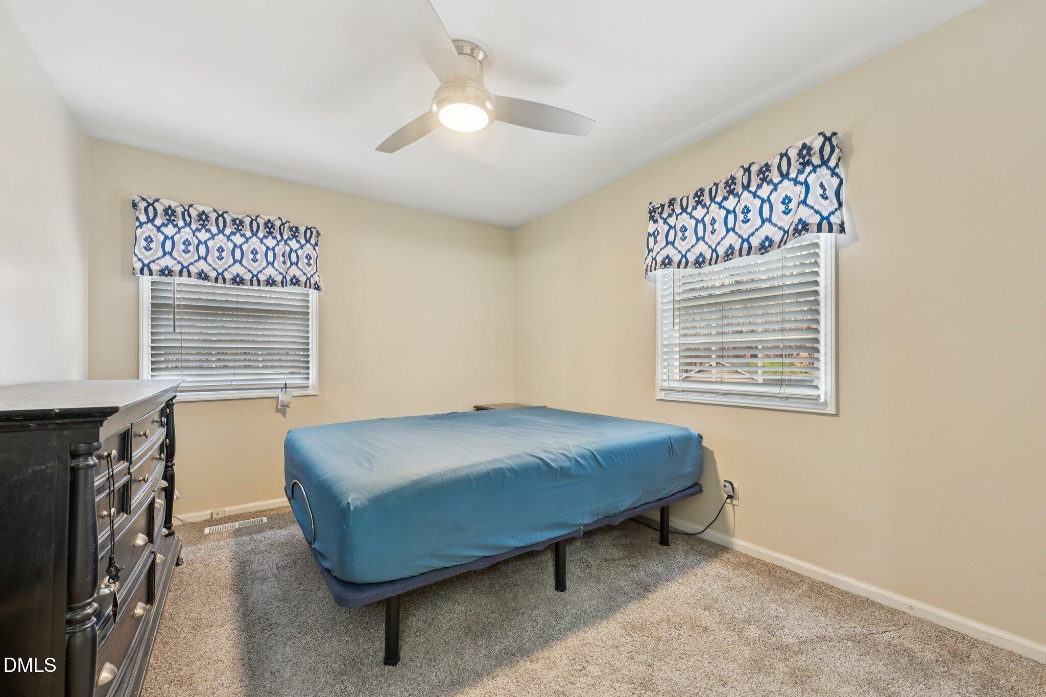 726 Torredge Road Durham, NC 27712 - Photo 13 of 19 27-web-or-mls-Torredge Rd-S0312-027