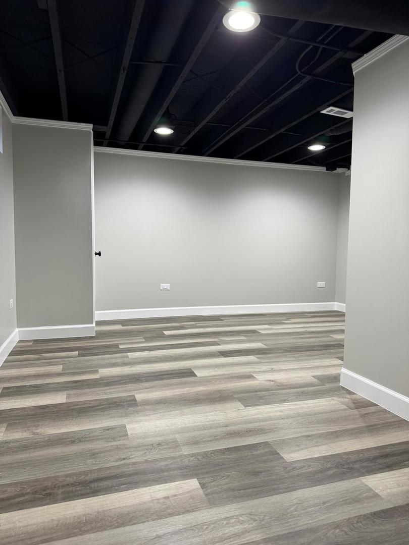 1105 Ridgeway Avenue Aurora, IL 60506 - Photo 17 of 23 Gallery Image 17