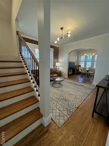 $399,900 | 5536 Lisette Avenue, St. Louis, MO 63109