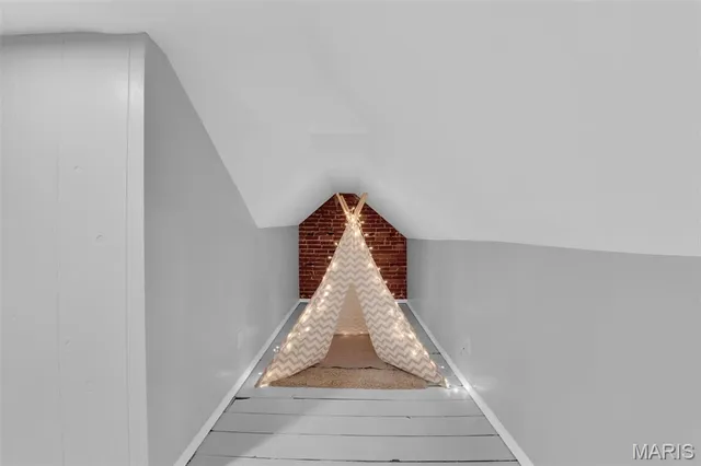 $399,900 | 5536 Lisette Avenue, St. Louis, MO 63109