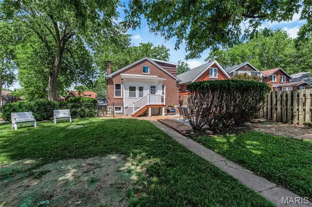 $399,900 | 5536 Lisette Avenue, St. Louis, MO 63109