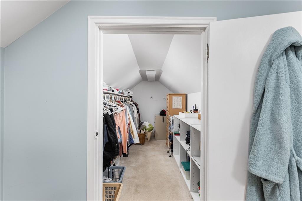 7702 Clarendon Road Indianapolis, IN 46260 - Photo 22 of 29 Gallery Image 22