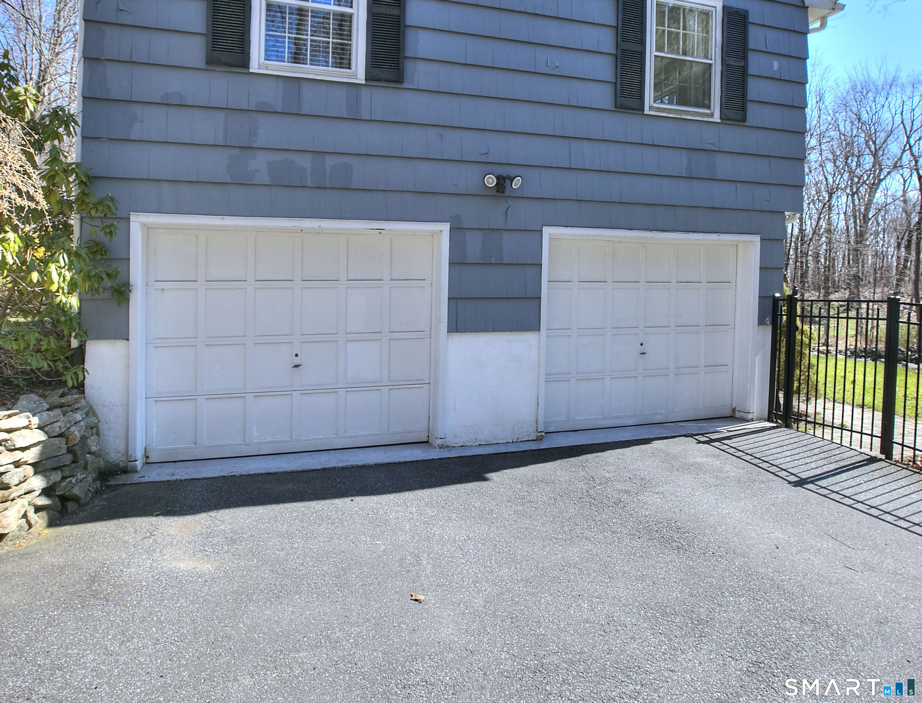 7 Richmond Hill Road Weston, CT 06883 - Photo 31 of 33 a view of a garage