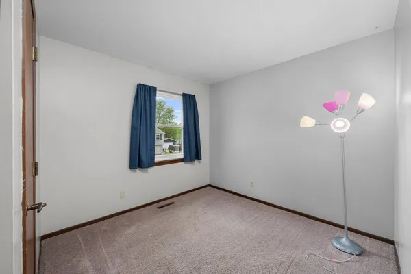 $239,000 | 2616 Sheffield Drive, Davenport, IA 52806