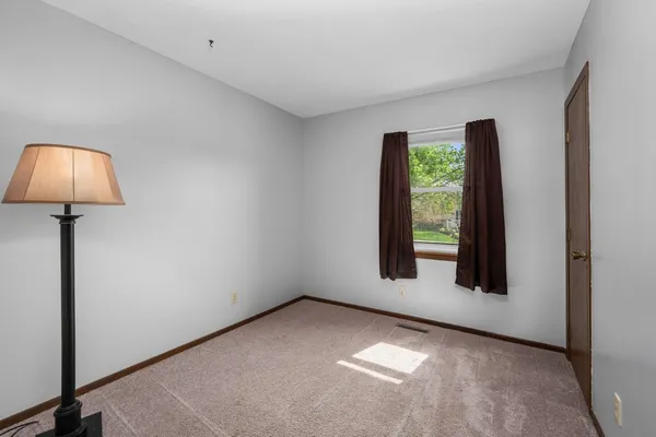 $239,000 | 2616 Sheffield Drive, Davenport, IA 52806