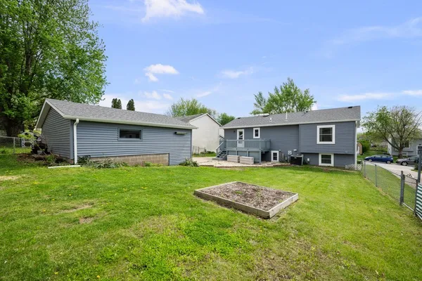 $239,000 | 2616 Sheffield Drive, Davenport, IA 52806