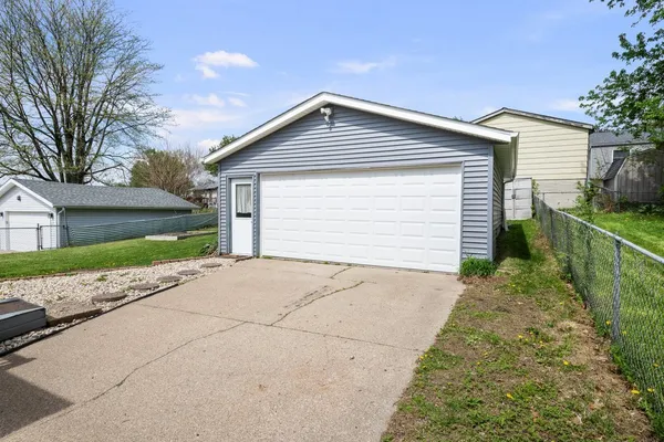 $239,000 | 2616 Sheffield Drive, Davenport, IA 52806