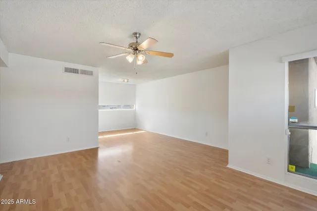 $1,350 | 2673 East Oakleaf Drive, Tempe, AZ 85288