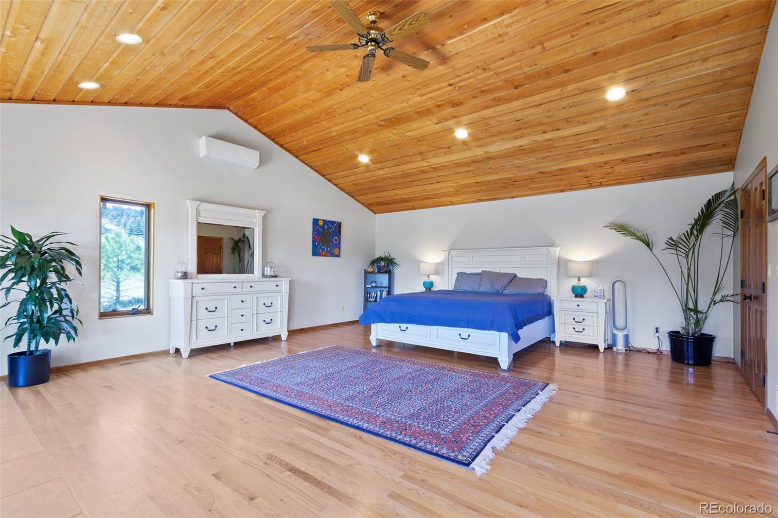 22226 Meadow View Road Morrison, CO 80465 - Photo 11 of 40