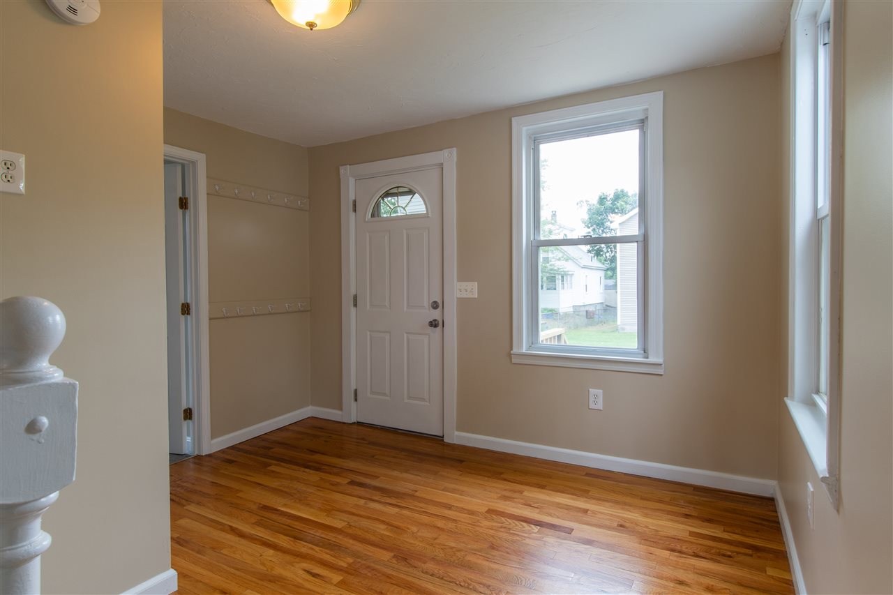 17 Riverside Drive Hudson, NH 03051 - Photo 12 of 30