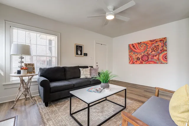 $1,695 | 1721 23rd Street, Lubbock, TX 79411