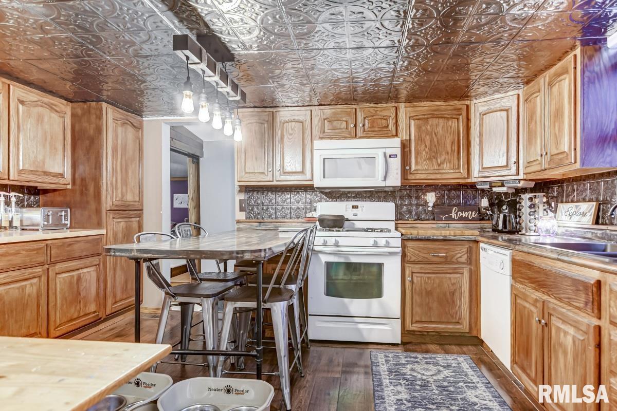 4320 White Street Decatur, IL 62526 - Photo 13 of 27 Gallery Image 13