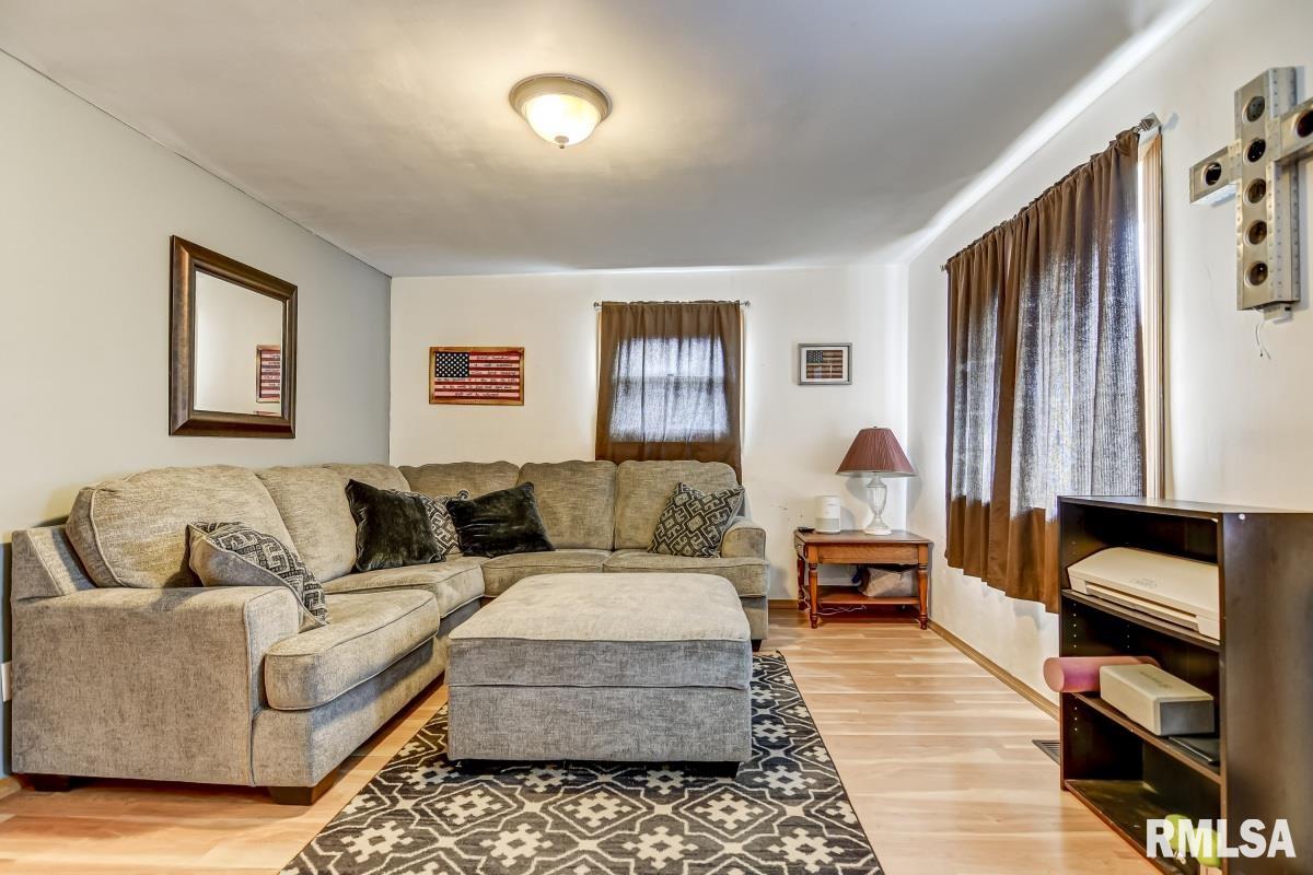 4320 White Street Decatur, IL 62526 - Photo 6 of 27 Gallery Image 6