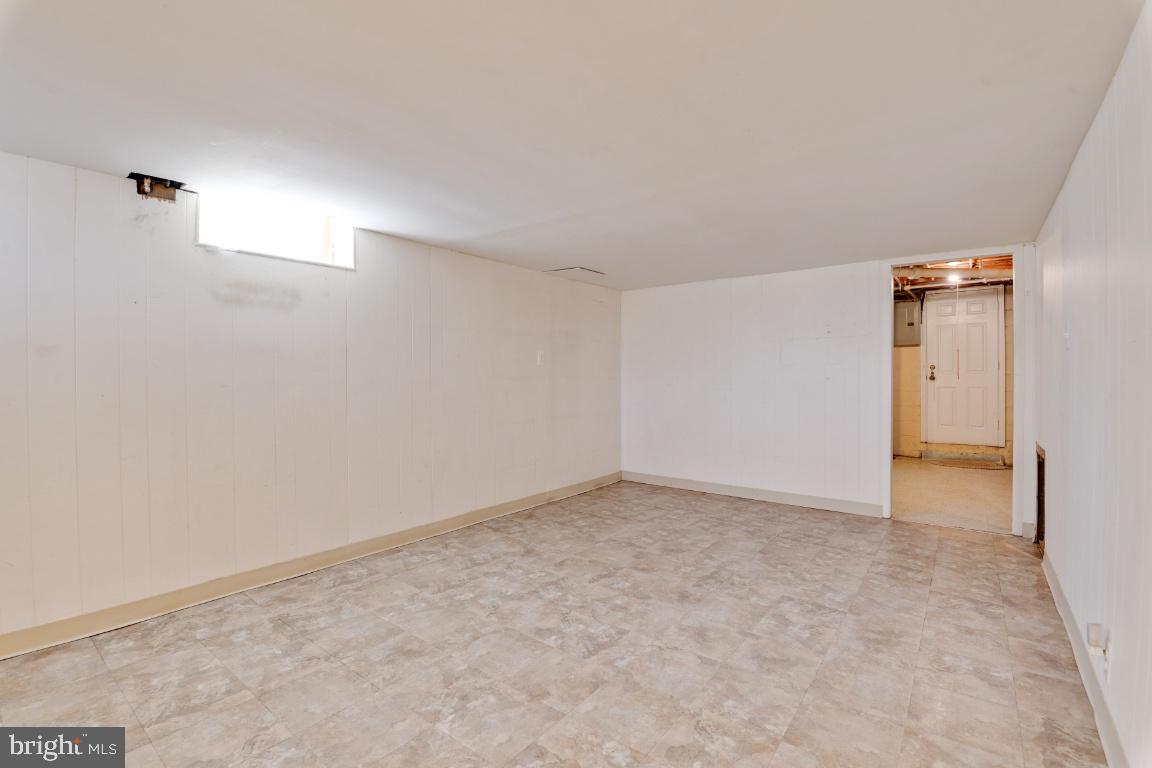 3502 Greenvale Road Baltimore, MD 21229 - Photo 22 of 33 Gallery Image 22