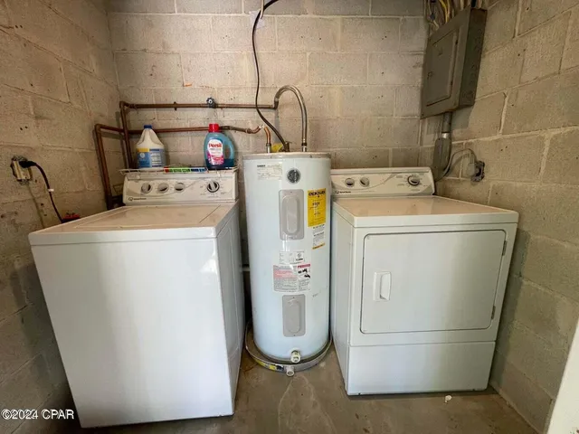 $2,000 | 305 Tarpon Street, Panama City Beach, FL 32413