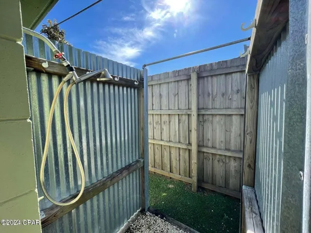 $2,000 | 305 Tarpon Street, Panama City Beach, FL 32413