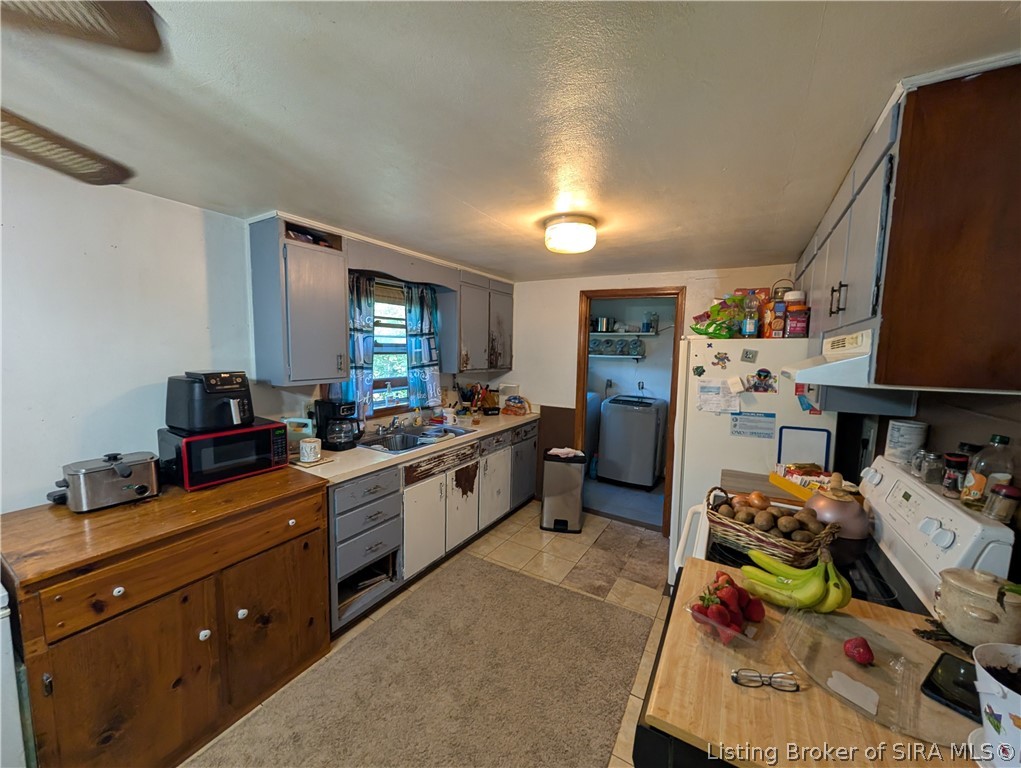 5707 West Hensler Road Hanover, IN 47243 - Photo 5 of 15
