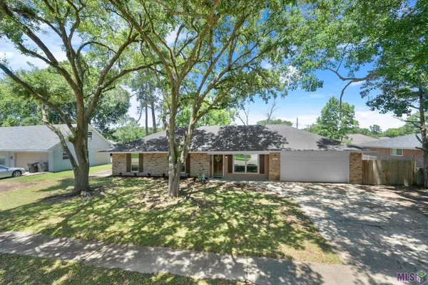 $235,000 | 11017 Bellarbor Drive, Baton Rouge, LA 70815