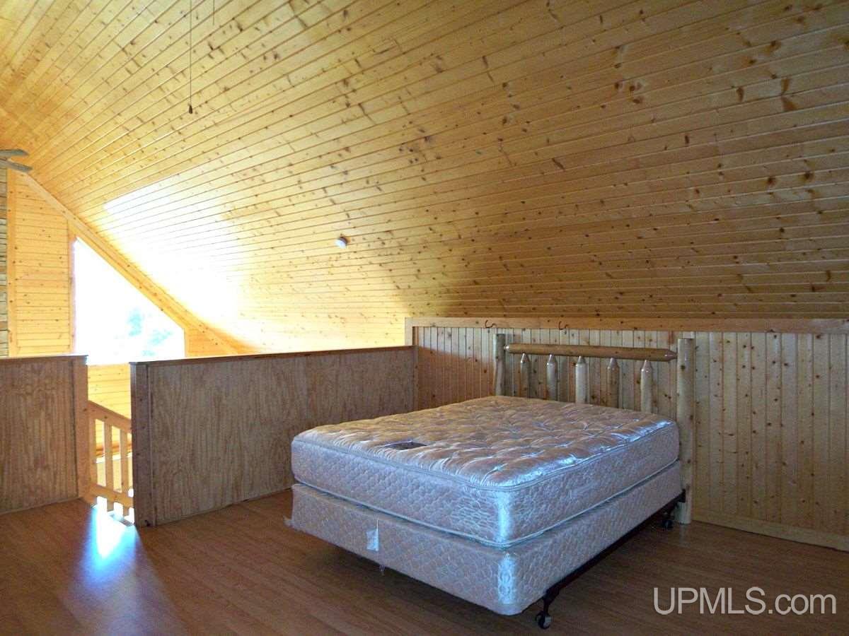17835 North Holmes Junction Plat Road West Pembine, WI 54156 - Photo 9 of 29