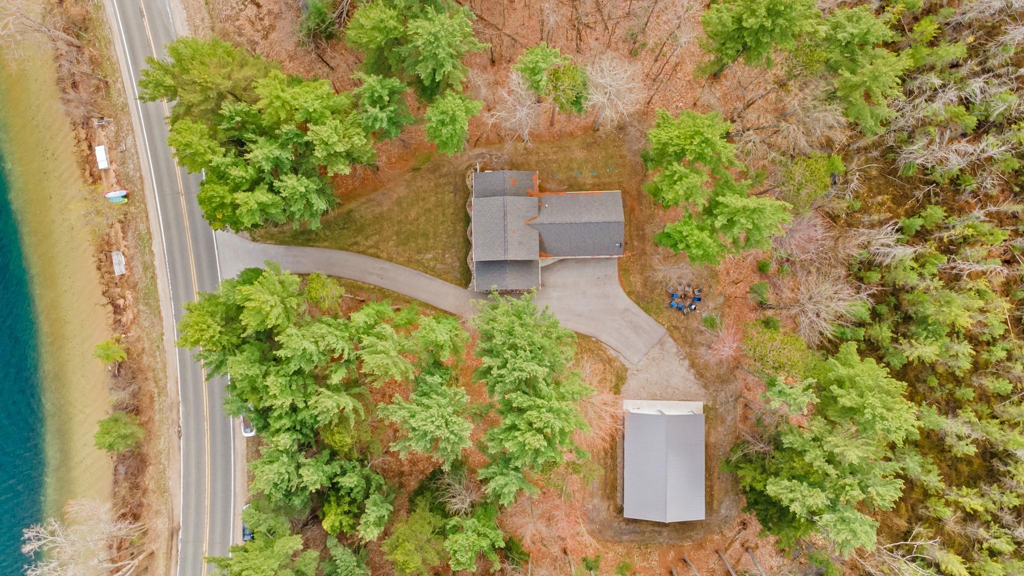 9608 North Long Lake Road Traverse City, MI 49685 - Photo 5 of 36