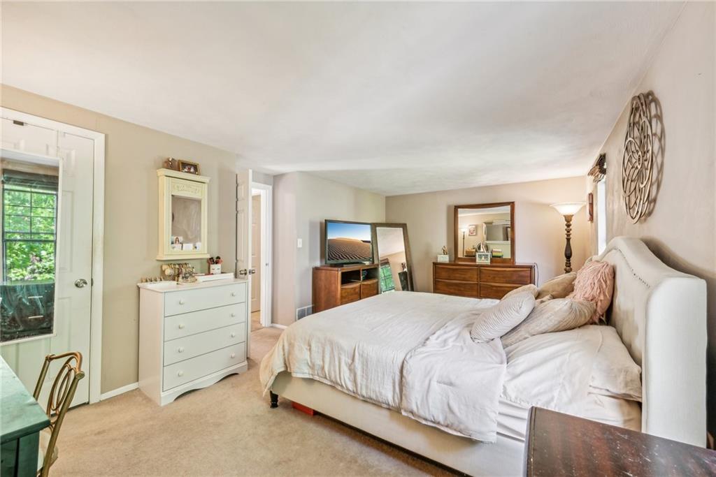 240 Timber Drive Trafford, PA 15085 - Photo 24 of 35