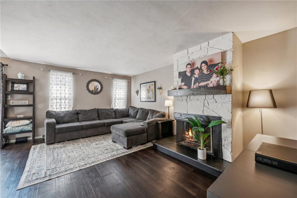 240 Timber Drive Trafford, PA 15085 - Photo 7 of 35