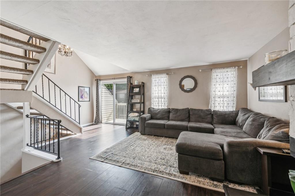 240 Timber Drive Trafford, PA 15085 - Photo 9 of 35